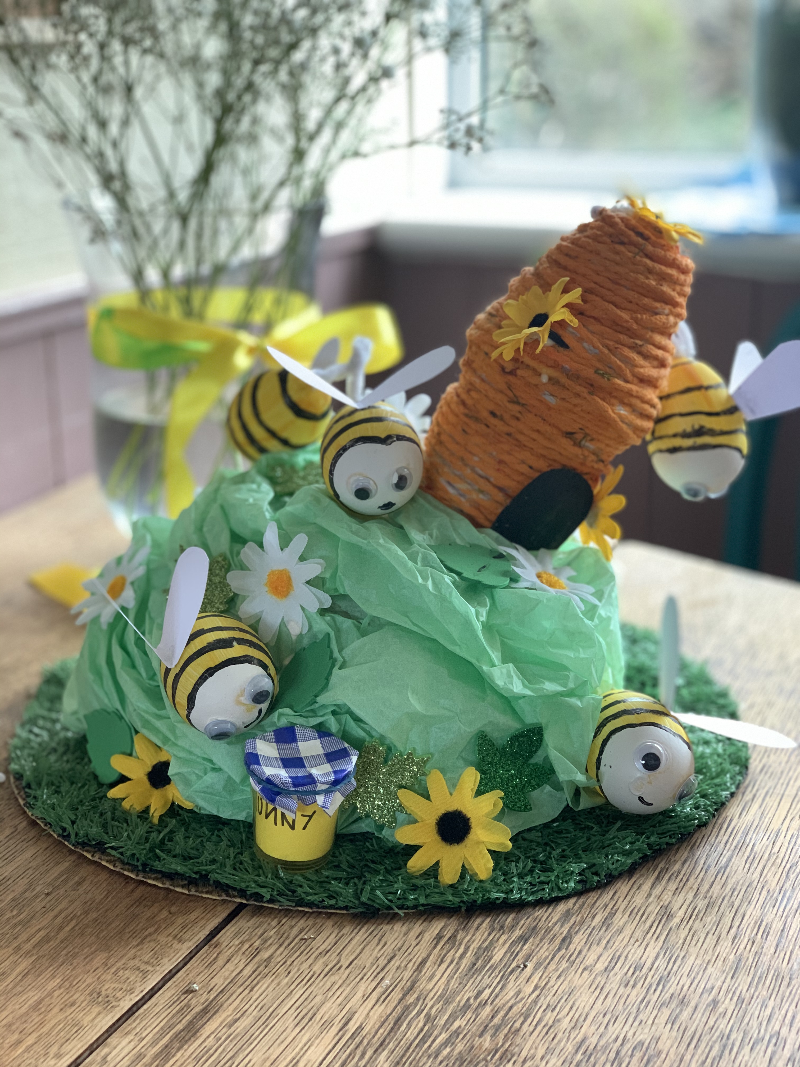 Bee hive Easter bonnet