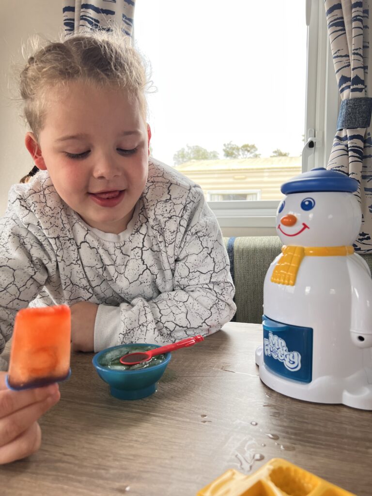 Review – Mr Frosty, The Ice Crunchy Maker – Mum of 3 Boys