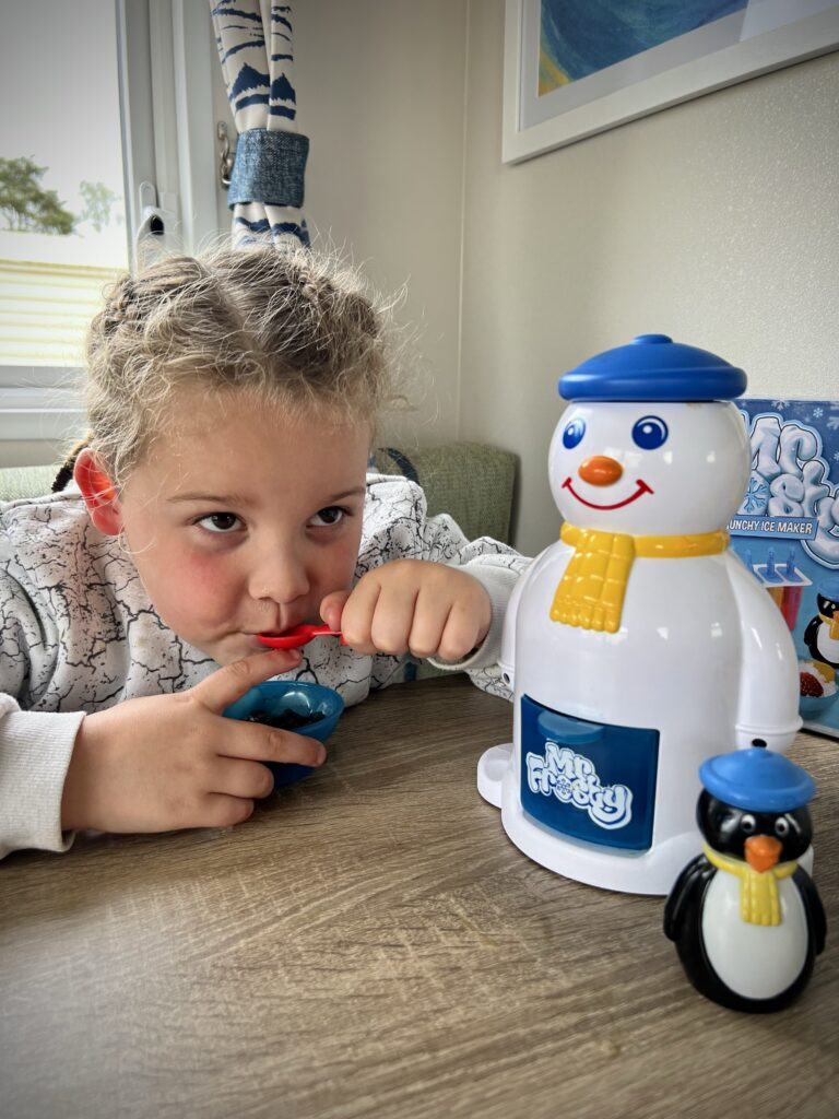 Review: Mr Frosty Crunchy Ice Maker - That Lancashire Lass